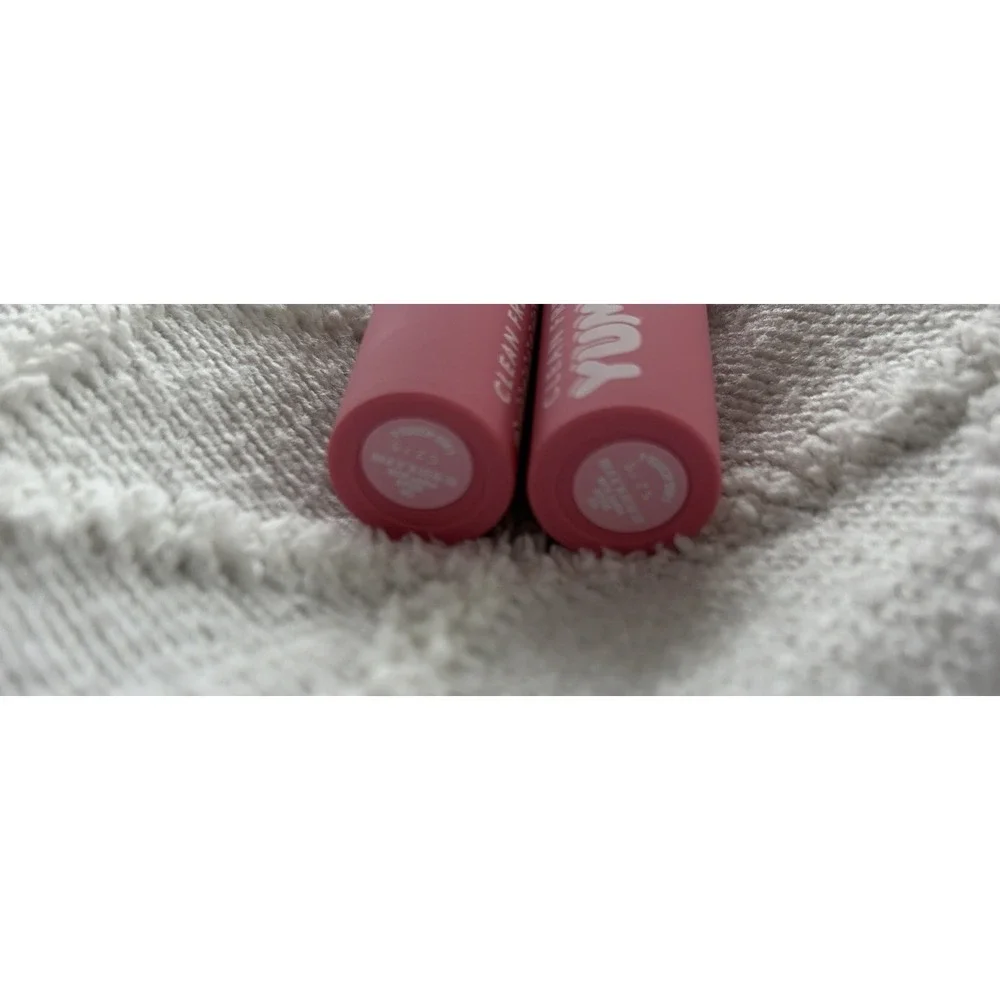 (2) Covergirl Clean Fresh Yummy Blur Lipstick ~ 120 Sugar Poppy Blur ~ SEALED